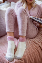 Load image into Gallery viewer, Women's Feather Top Sleep Socks