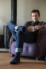 Load image into Gallery viewer, Men's Stripe Socks
